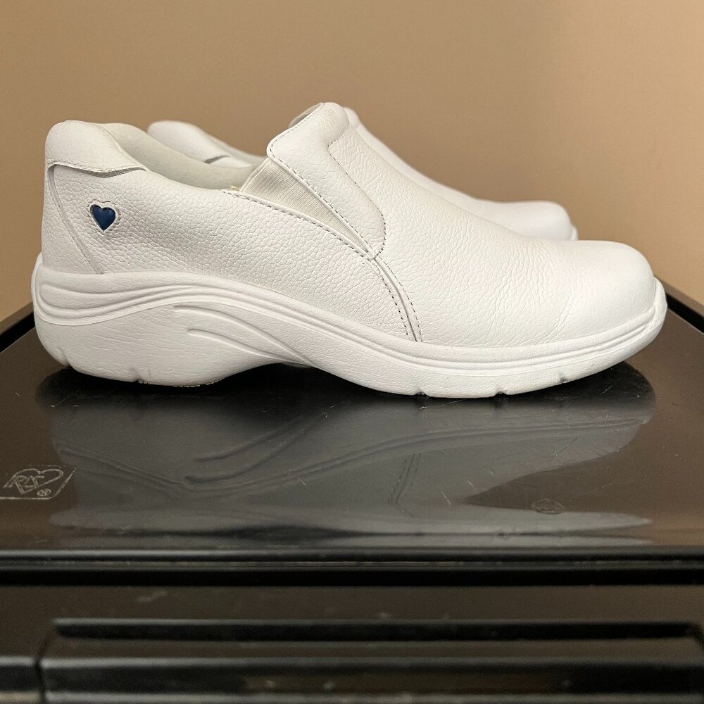 Nurse Mates "Dove" Slip On Clog Shoes - Women's 9 1/2 White